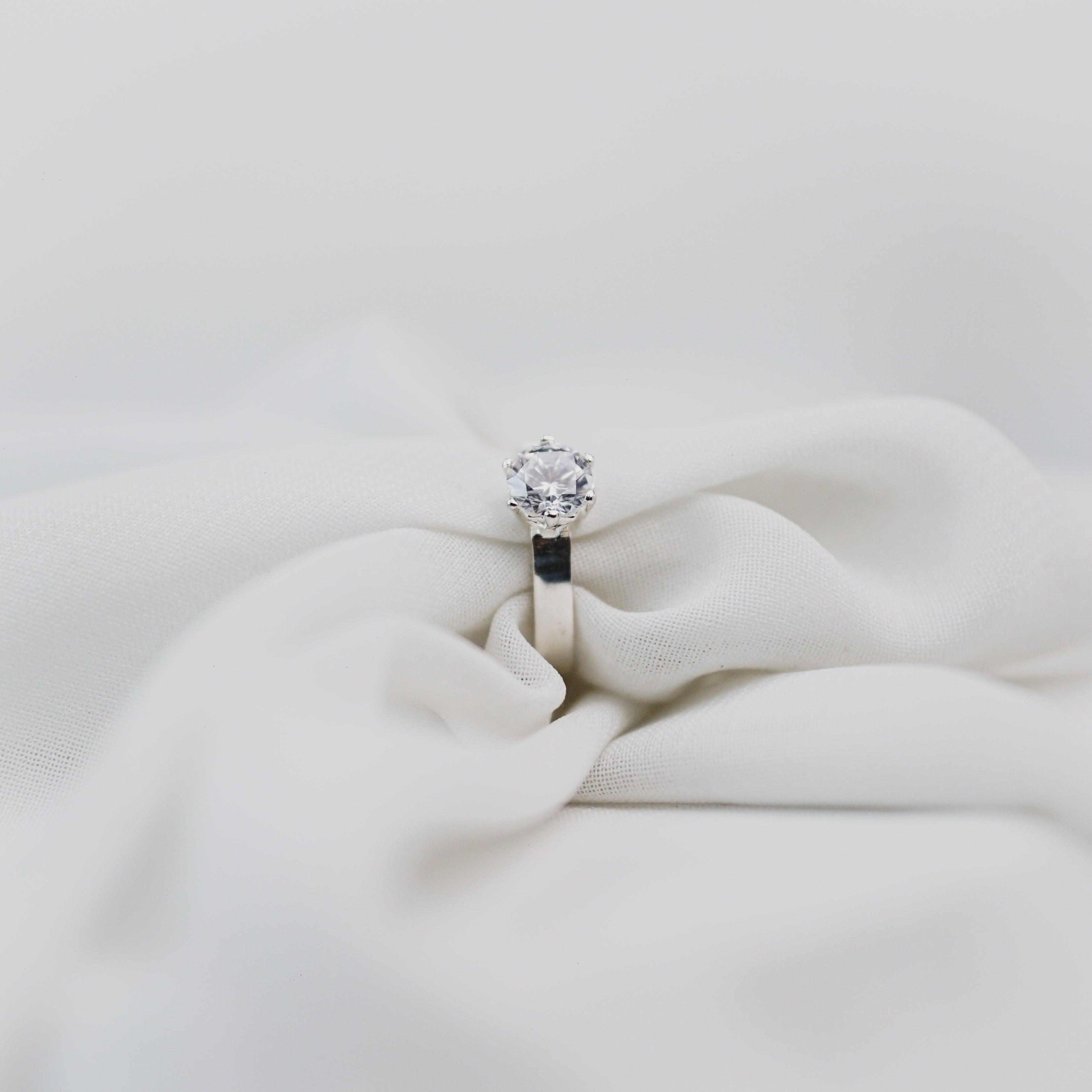 Single Stone Solitaire Ring - AlShaikh Jewellers