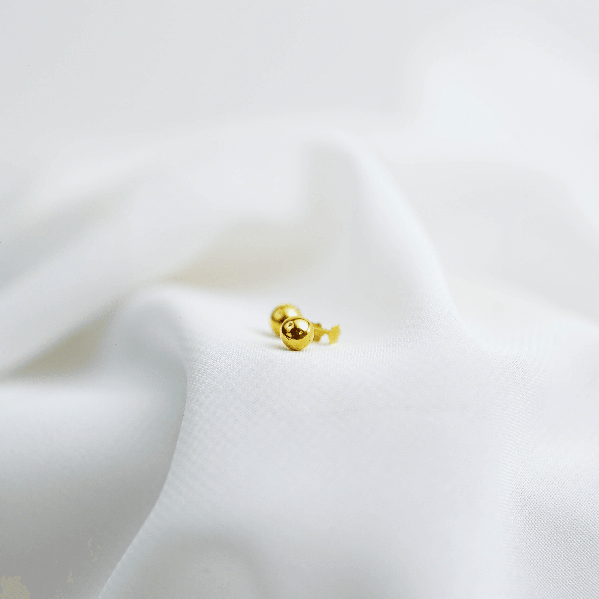 Gold sphere ball studs - AlShaikh Jewellers