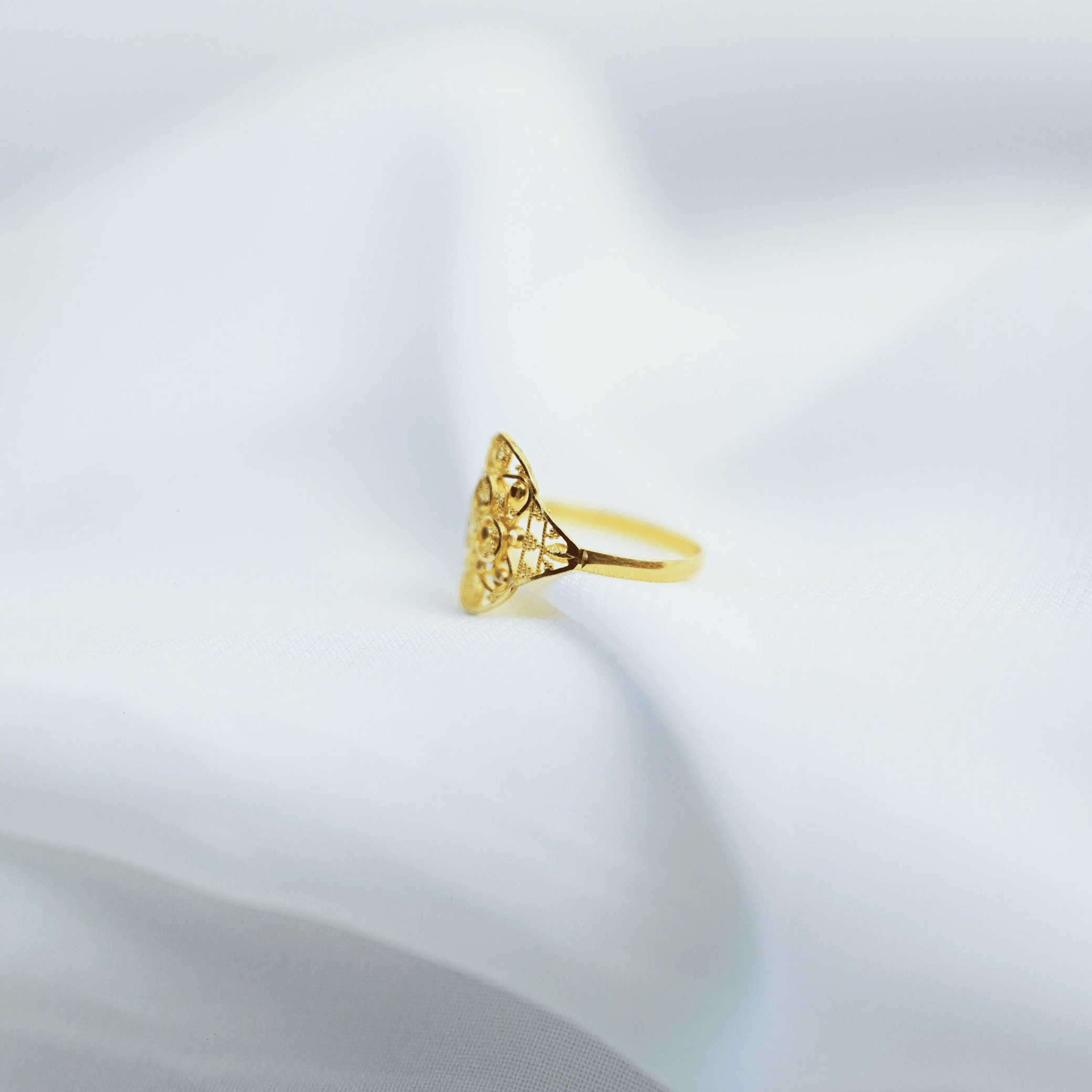 Signet Gold Ring - AlShaikh Jewellers