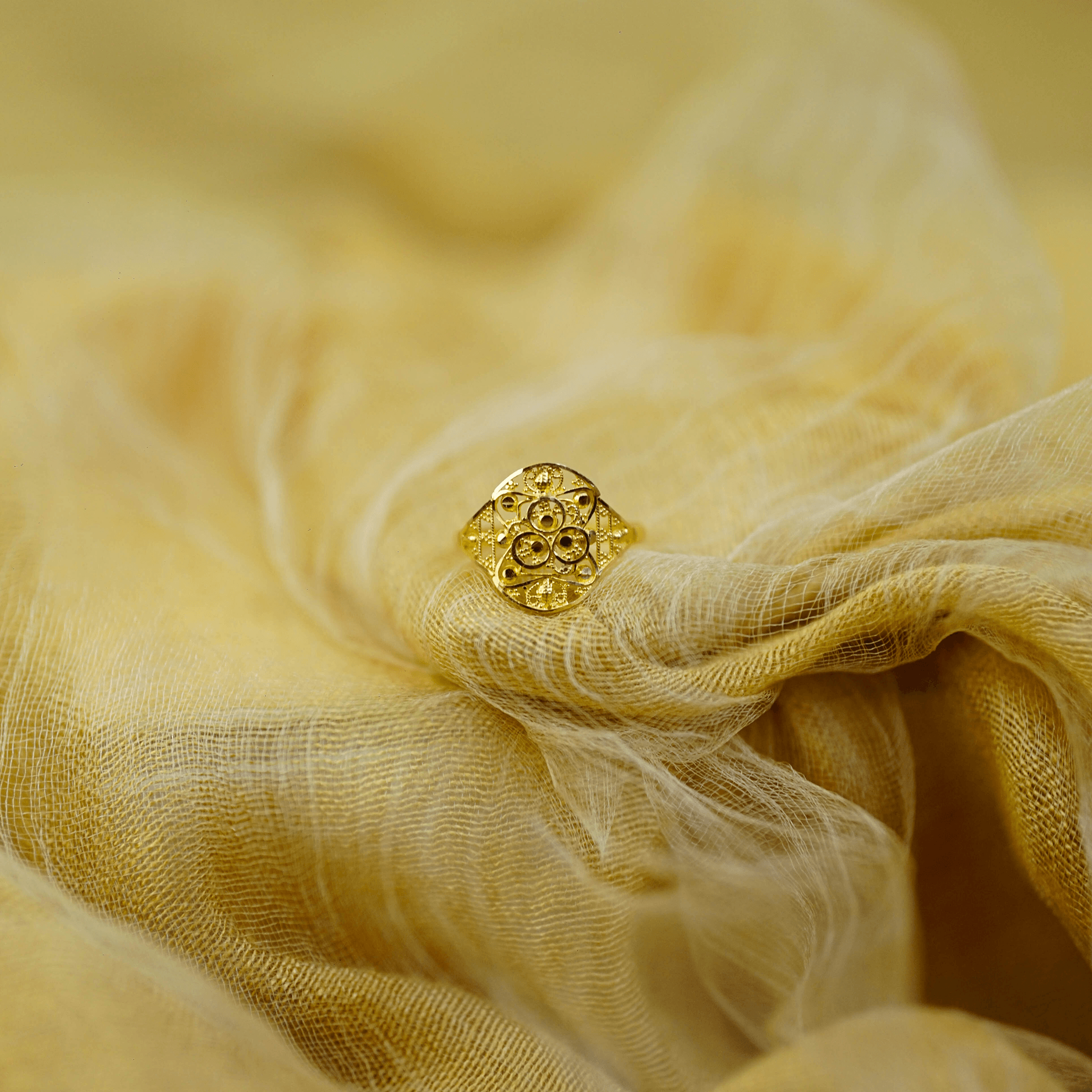 Signet Gold Ring - AlShaikh Jewellers